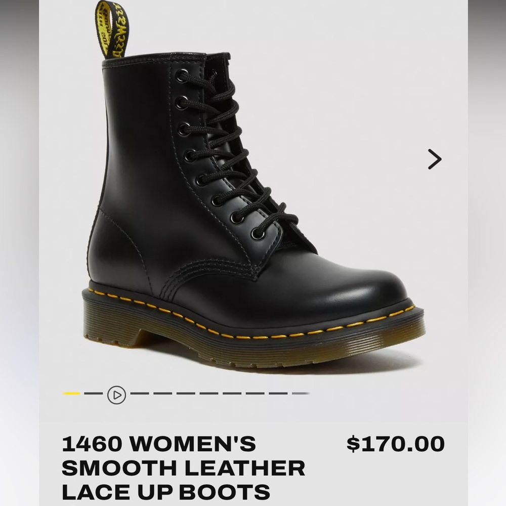 Doc Martens Smooth Leather Boots Women’s sz 9
